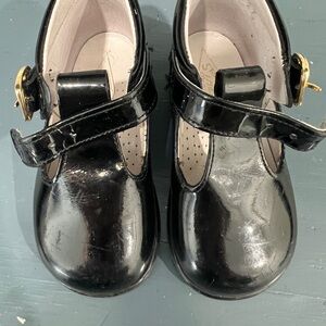 Classic 5t Girl black shoes